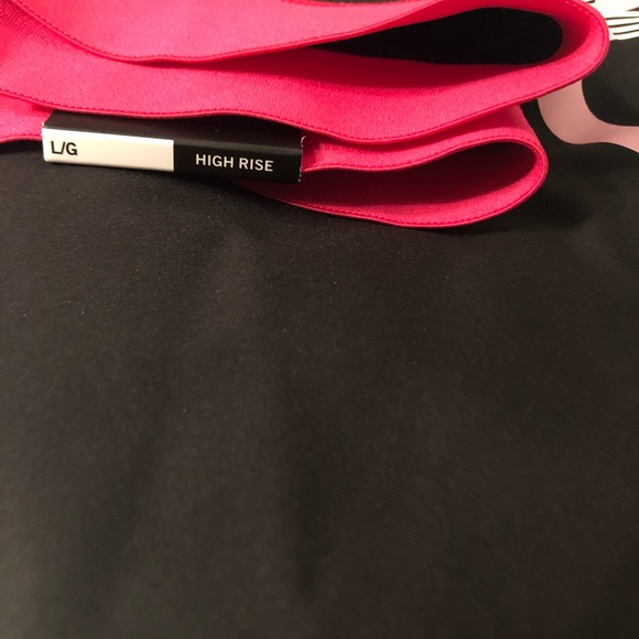 NWT! LIMITED EDITION Victoria’s Secret Sport Large - Picture 8 of 8